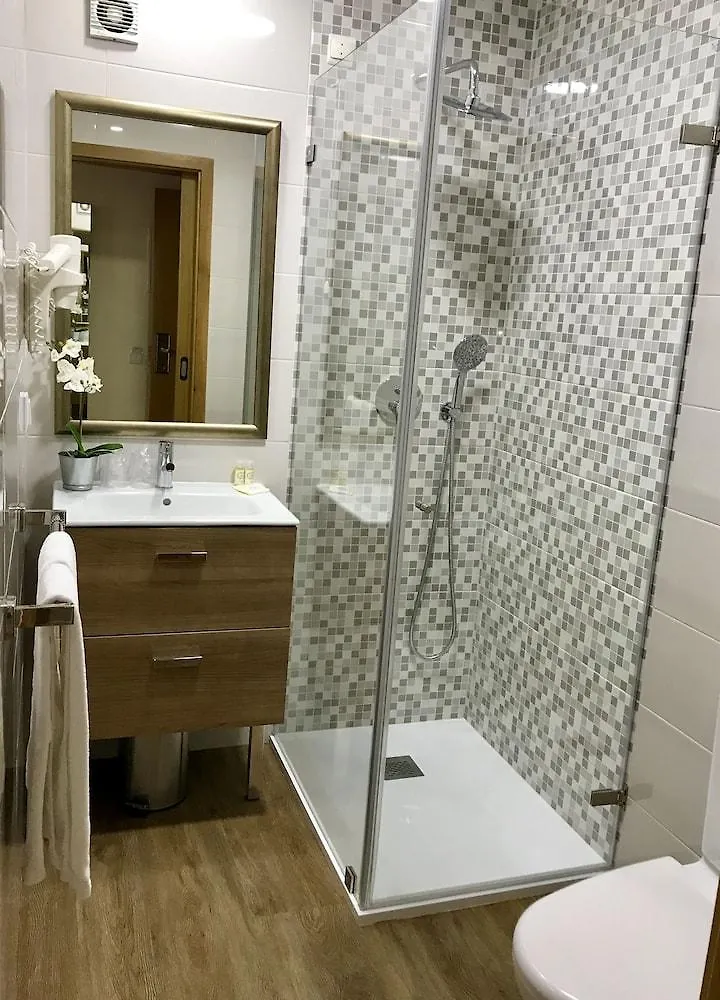 **  Hotel Sete Colinas Lisboa Portugália