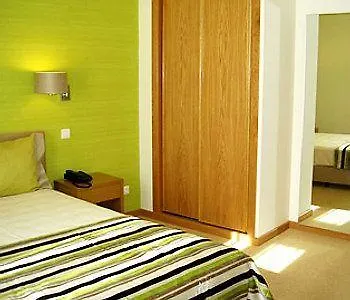 Hotel Sete Colinas Lizbona 2*,