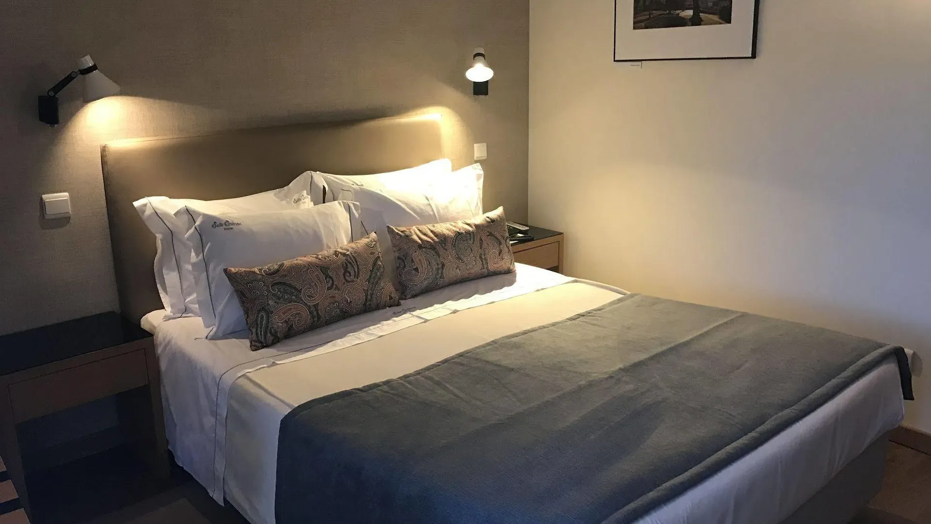 **  Hotel Sete Colinas Lizbona Portugalia